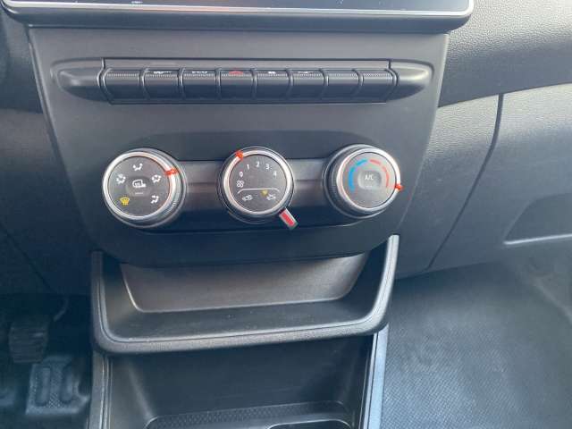 Fahrzeugbild eines Renault Express