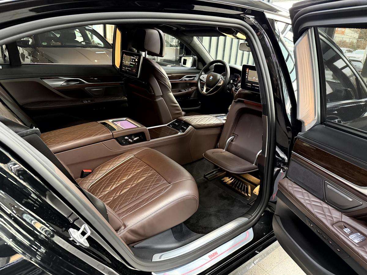 Fahrzeugbild eines BMW 7er-Reihe