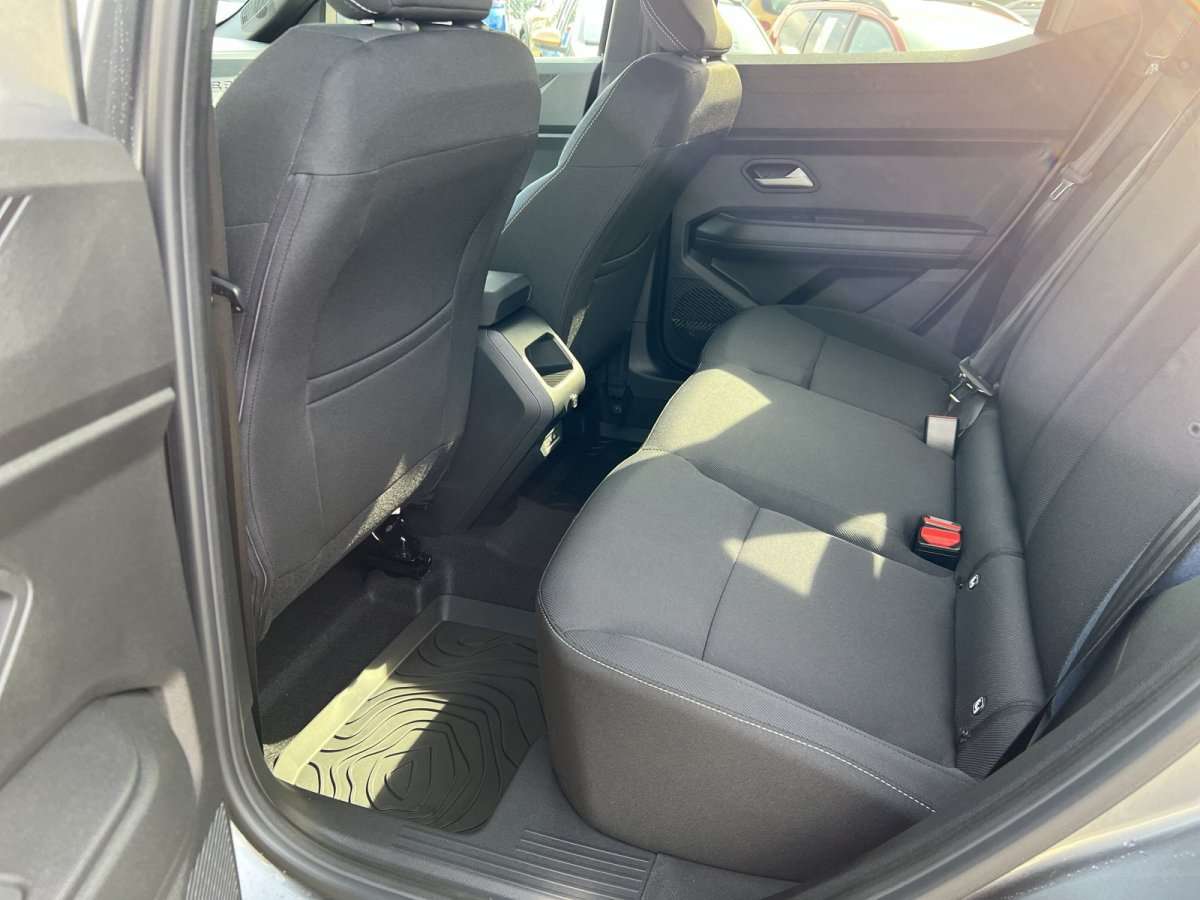 Fahrzeugbild eines Dacia Duster