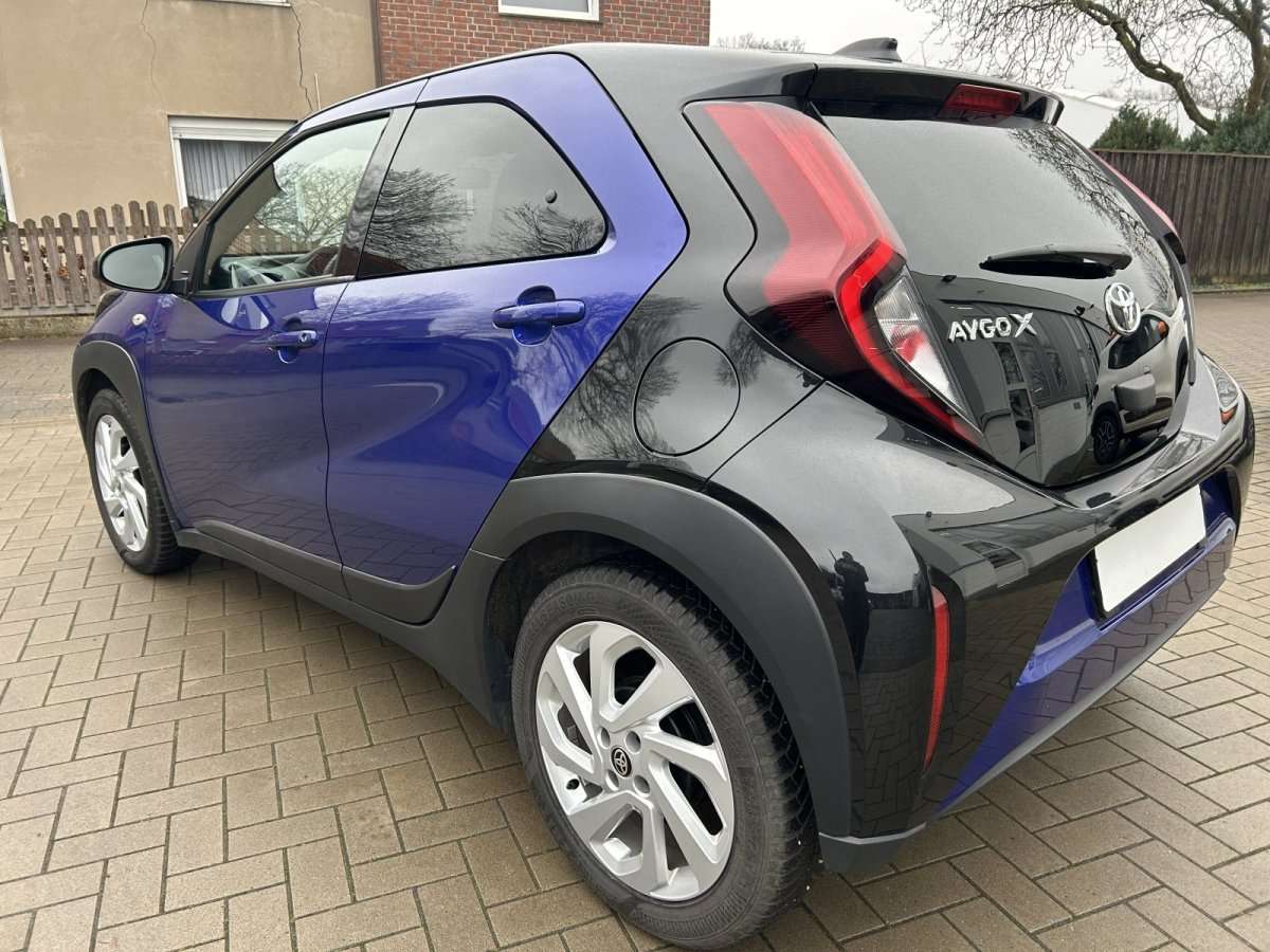 Fahrzeugbild eines Toyota AYGO