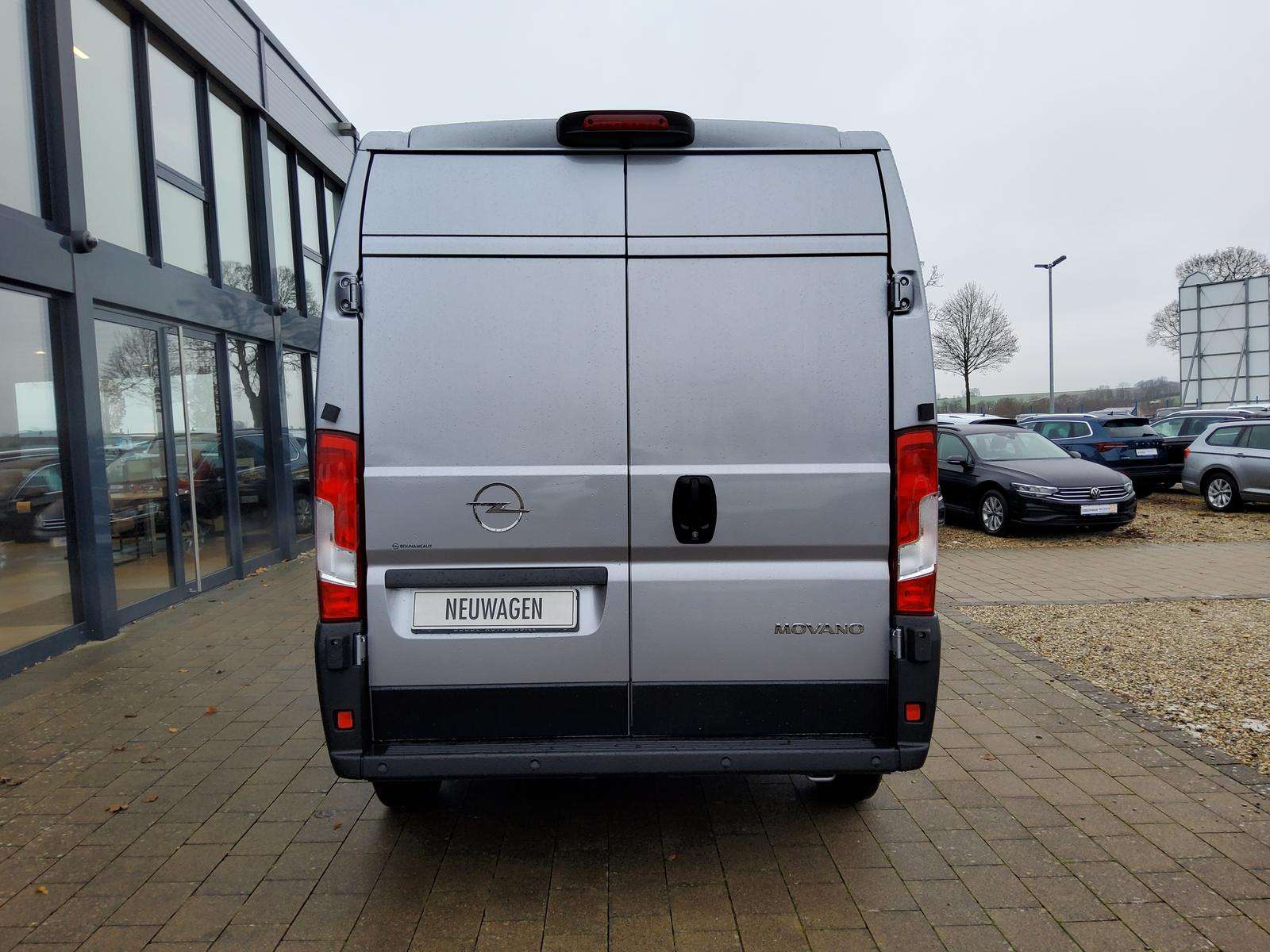 Fahrzeugbild eines Opel Movano