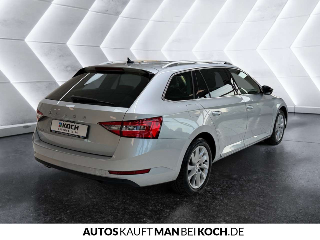 Fahrzeugbild eines Skoda Superb