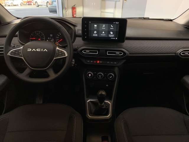 Fahrzeugbild eines Dacia Sandero