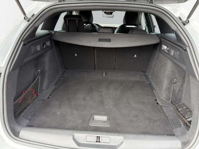 Fahrzeugbild eines Peugeot 308
