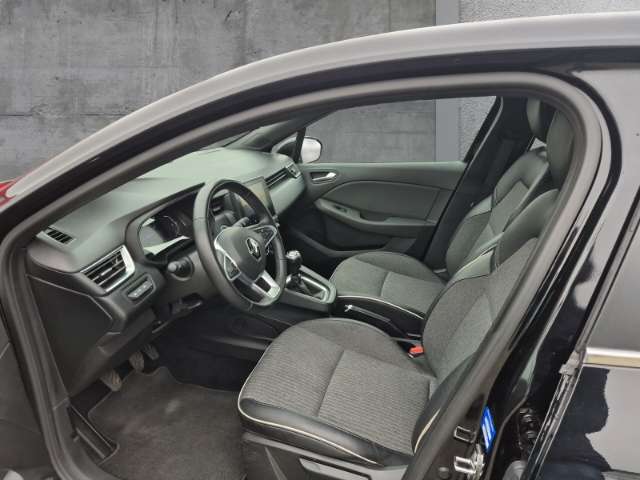 Fahrzeugbild eines Renault Clio