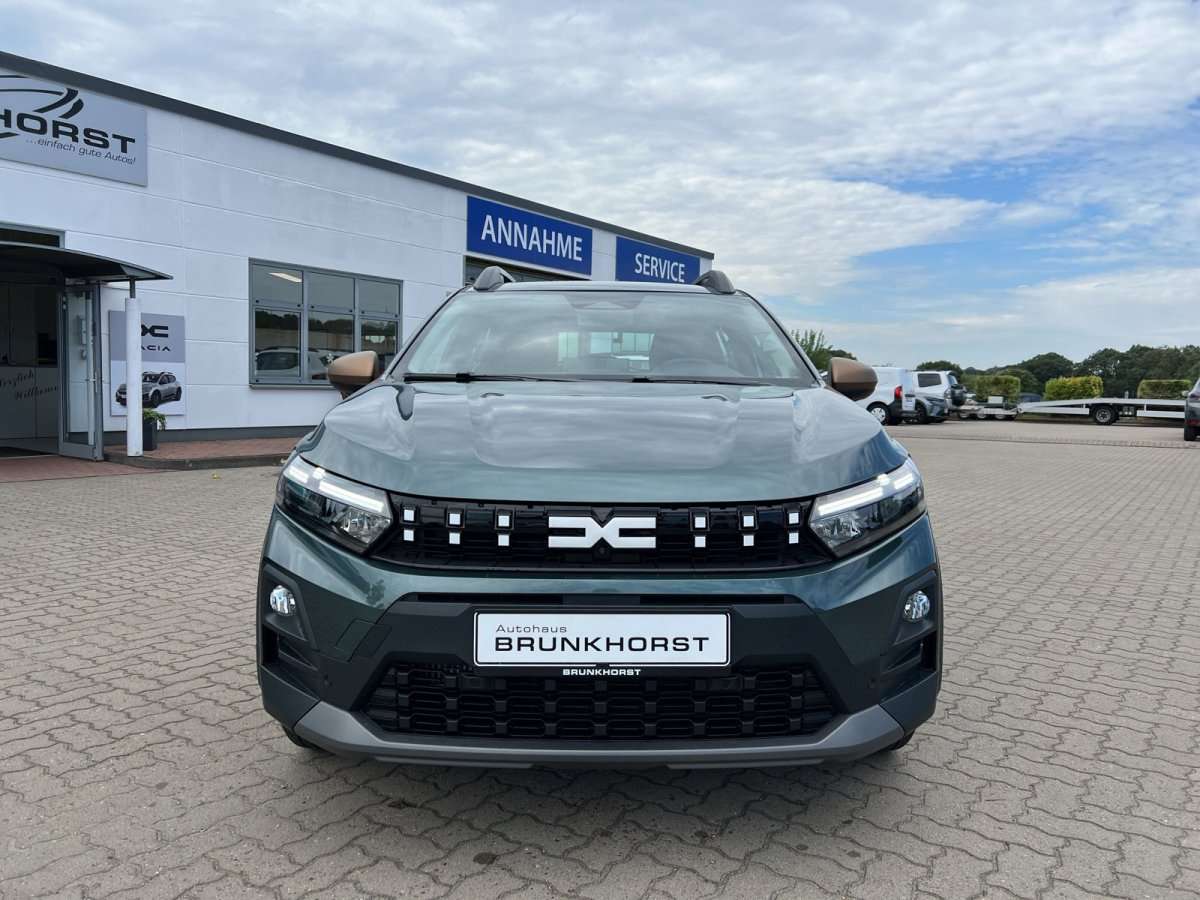 Fahrzeugbild eines Dacia Sandero