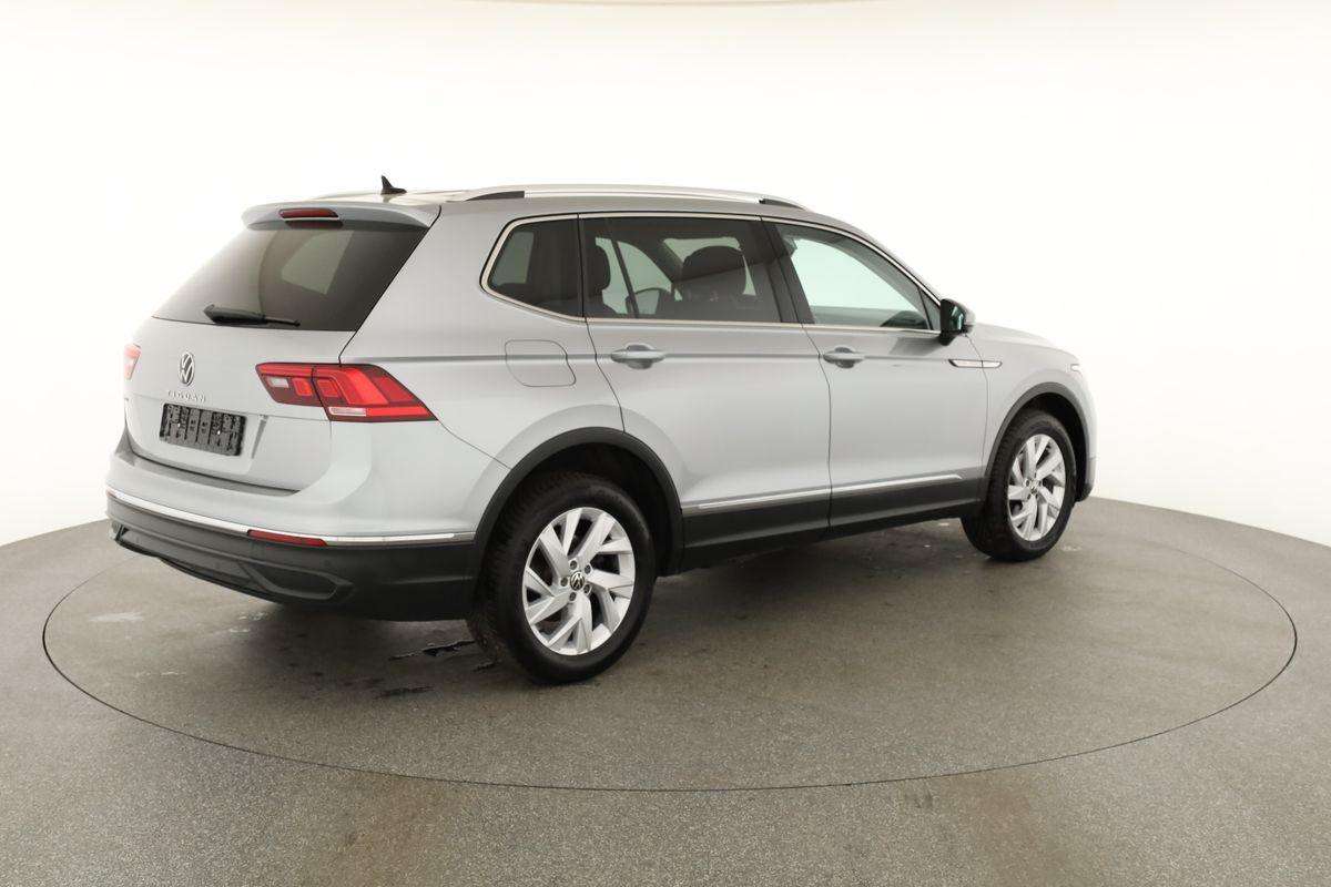 Fahrzeugbild eines Volkswagen Tiguan Allspace