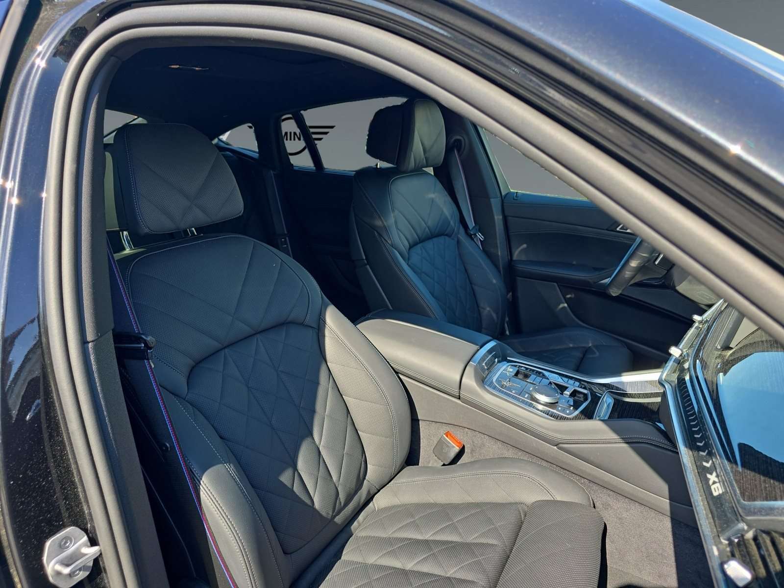 Fahrzeugbild eines BMW X6