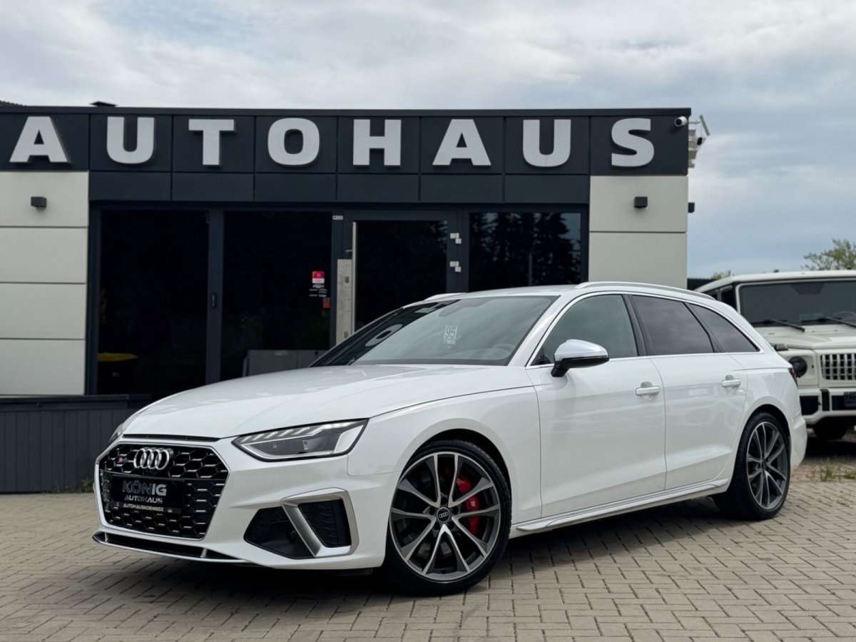 Fahrzeugbild eines Audi S4