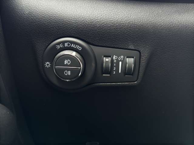 Fahrzeugbild eines Jeep Compass