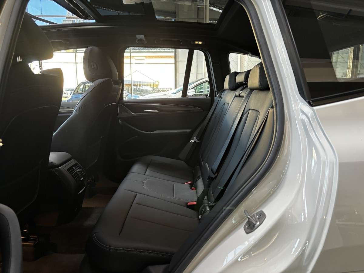 Fahrzeugbild eines BMW X3