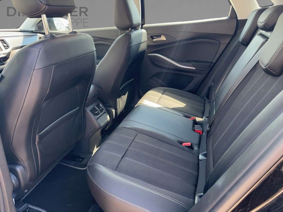 Fahrzeugbild eines Opel Grandland X