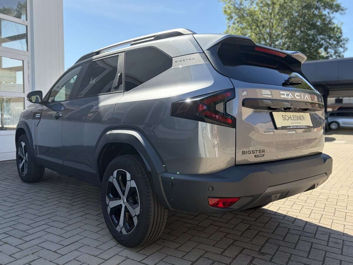 Fahrzeugbild eines Dacia Bigster