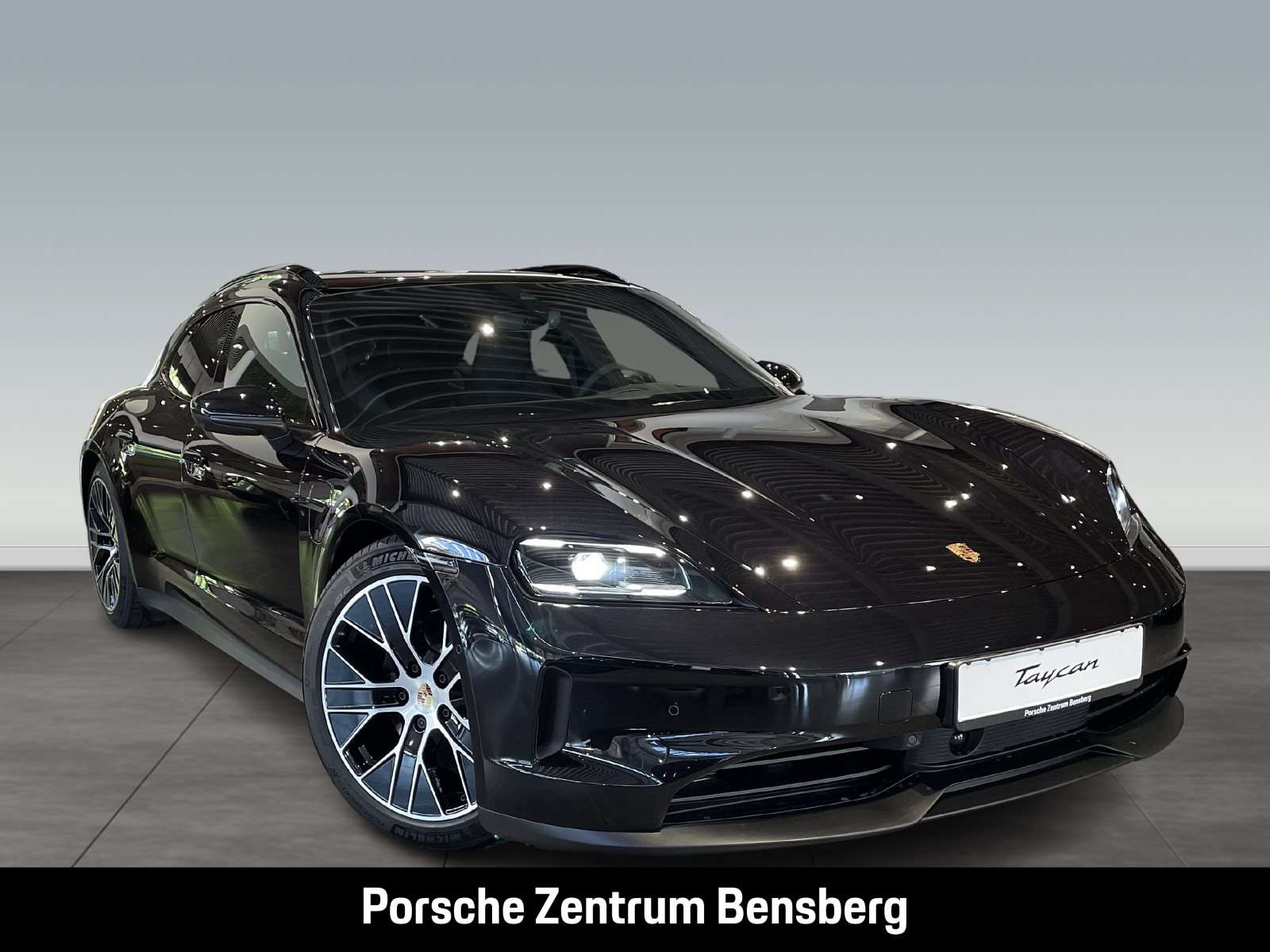 Fahrzeugbild eines Porsche Taycan