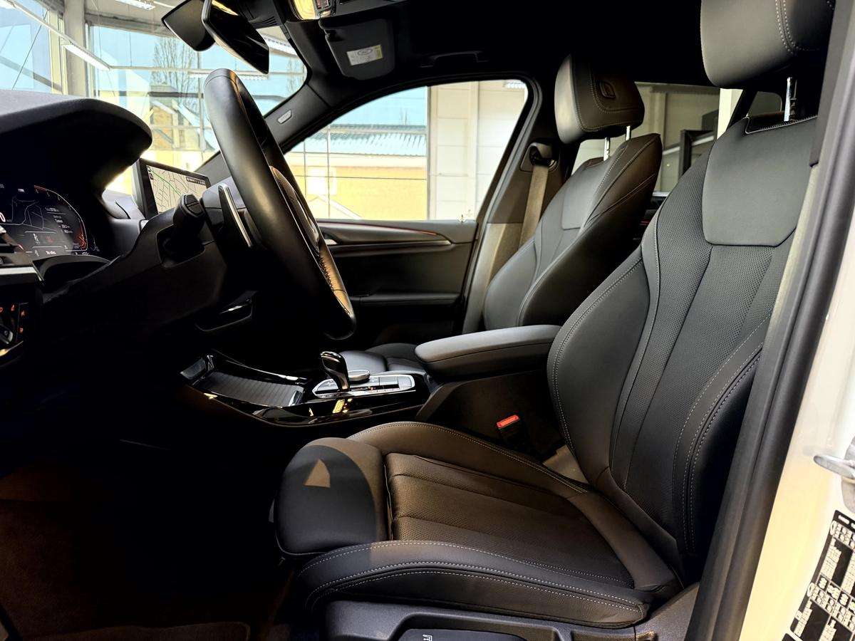 Fahrzeugbild eines BMW X3