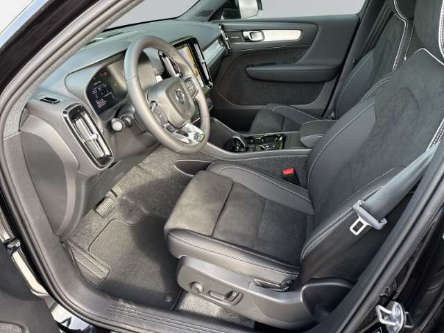Fahrzeugbild eines Volvo XC40