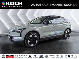 Schräge Frontansicht auf einen Volvo EX30 , freigestellt