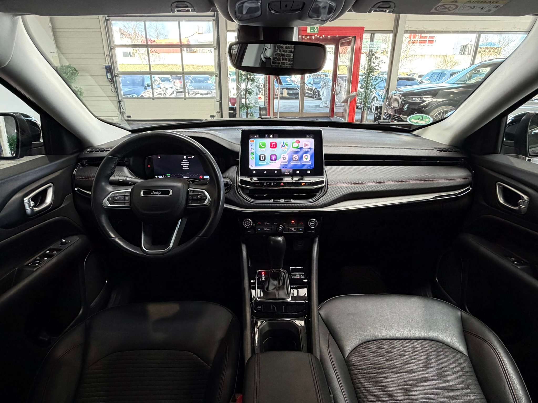 Fahrzeugbild eines Jeep Compass