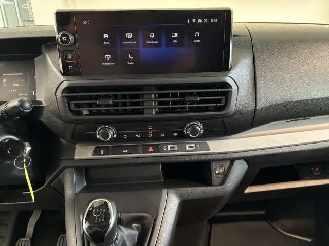 Fahrzeugbild eines Opel Vivaro