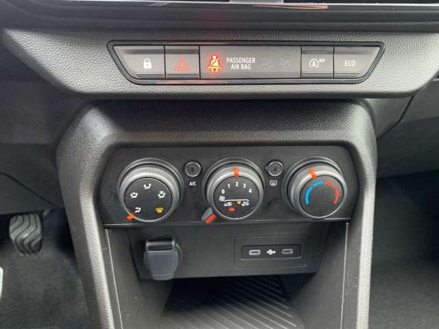 Fahrzeugbild eines Dacia Sandero