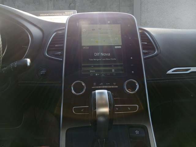 Fahrzeugbild eines Renault Grand Scénic