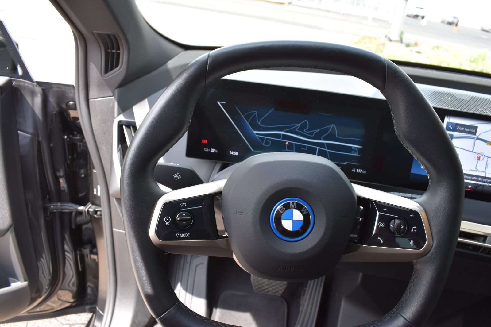 Fahrzeugbild eines BMW iX