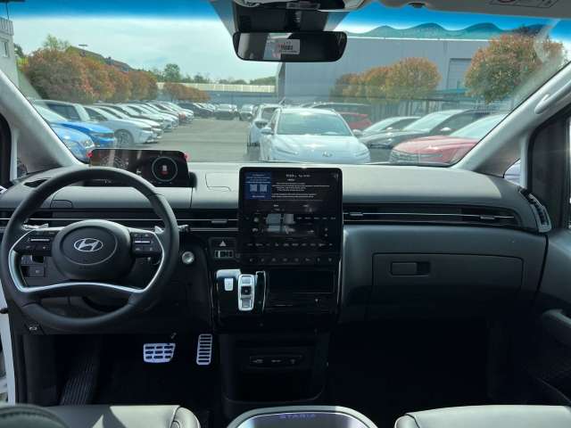 Fahrzeugbild eines Hyundai Staria