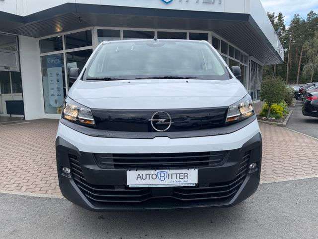 Fahrzeugbild eines Opel Vivaro