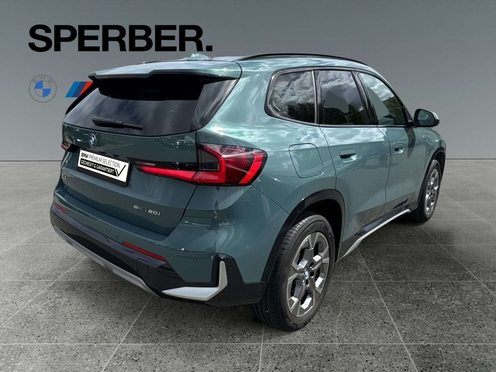 Fahrzeugbild eines BMW X1