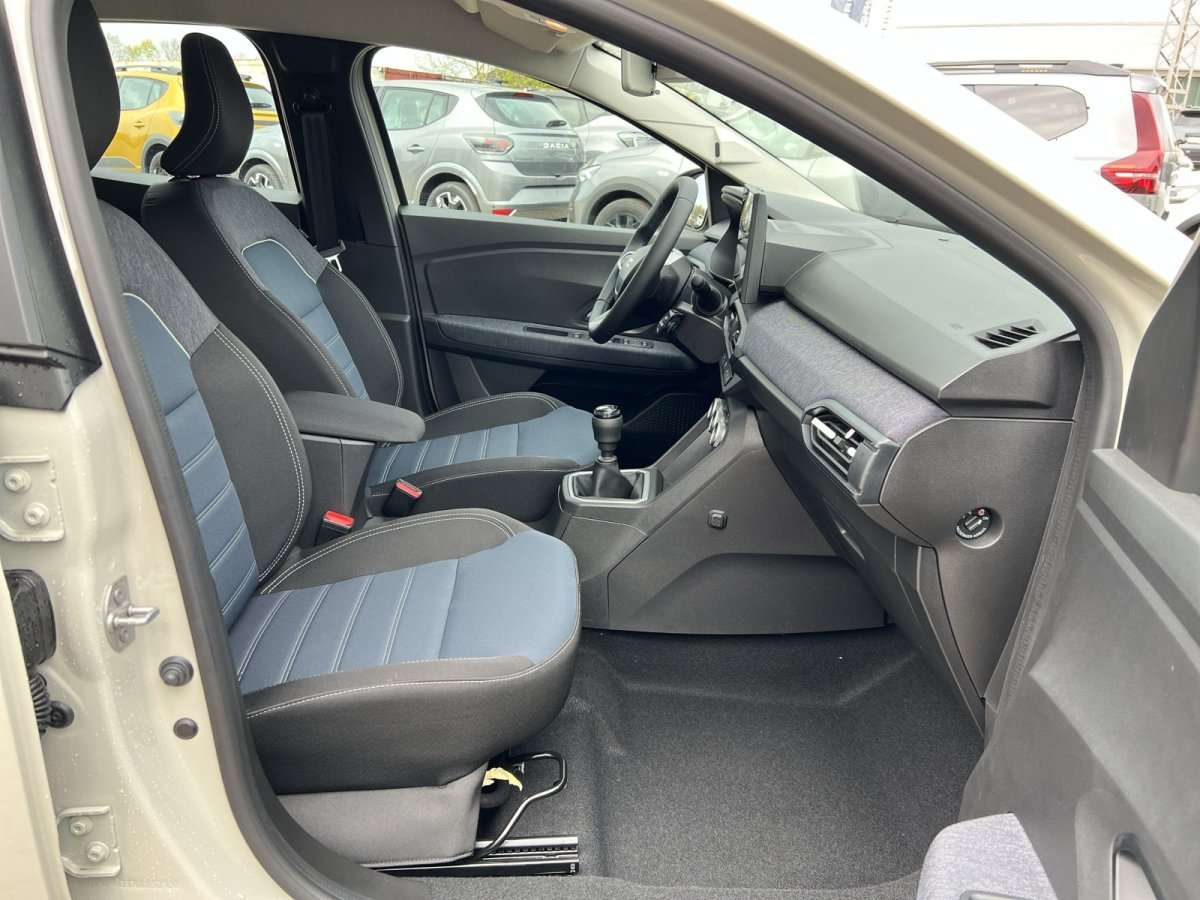 Fahrzeugbild eines Dacia Sandero