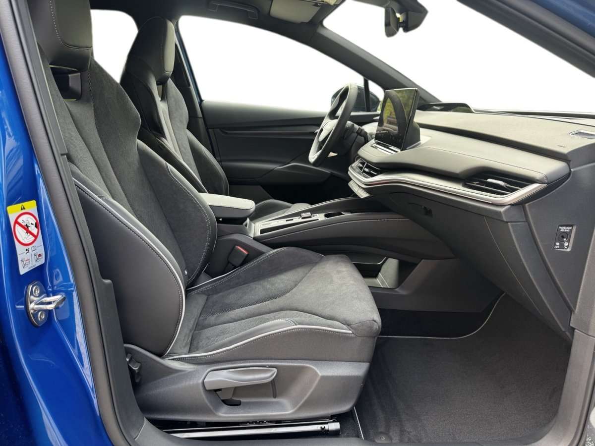 Fahrzeugbild eines Skoda ELROQ