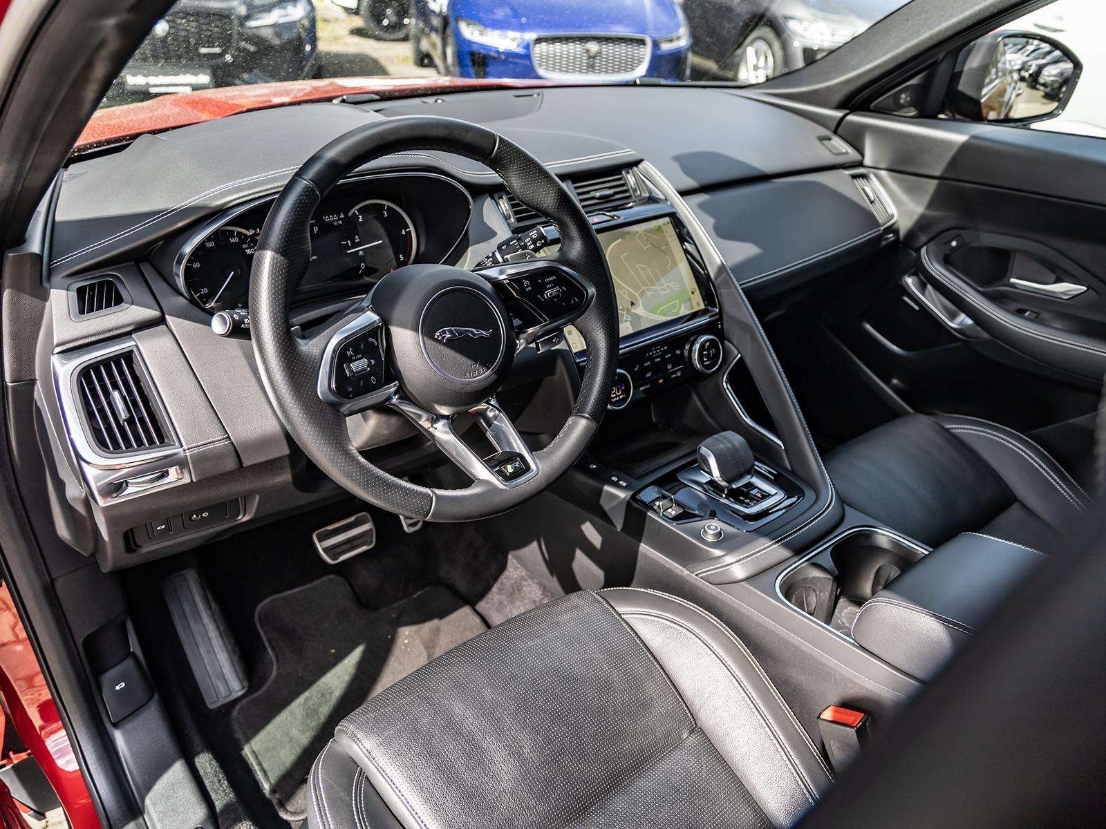 Fahrzeugbild eines Jaguar E-PACE