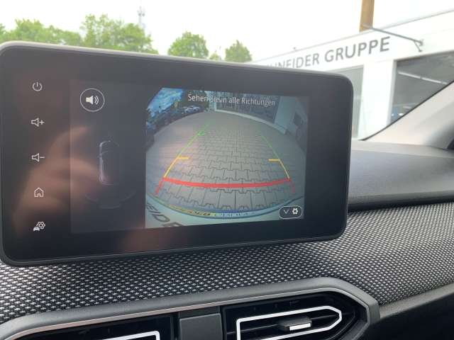 Fahrzeugbild eines Dacia Sandero