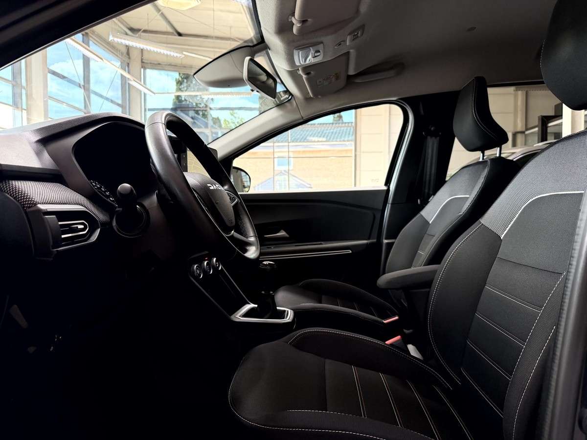 Fahrzeugbild eines Dacia Jogger