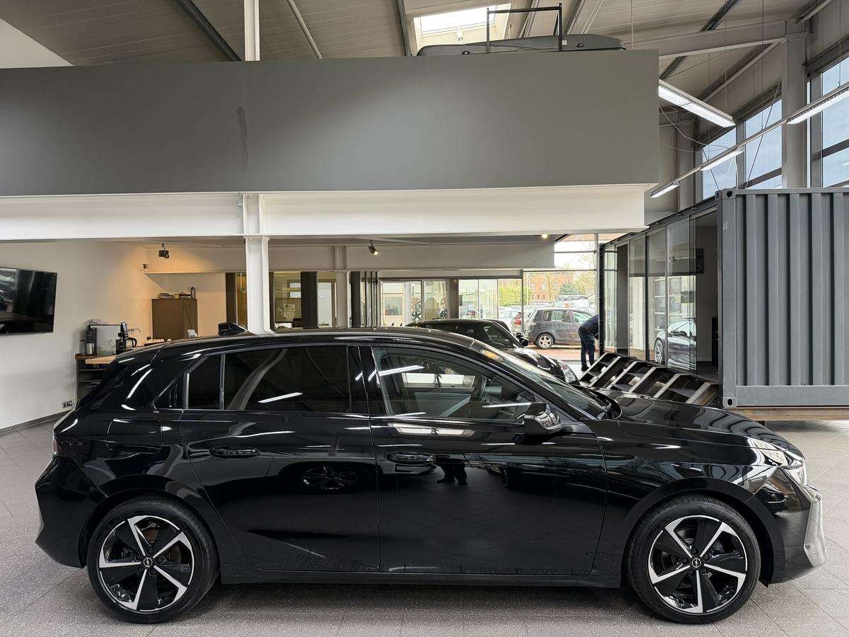 Fahrzeugbild eines Opel Astra