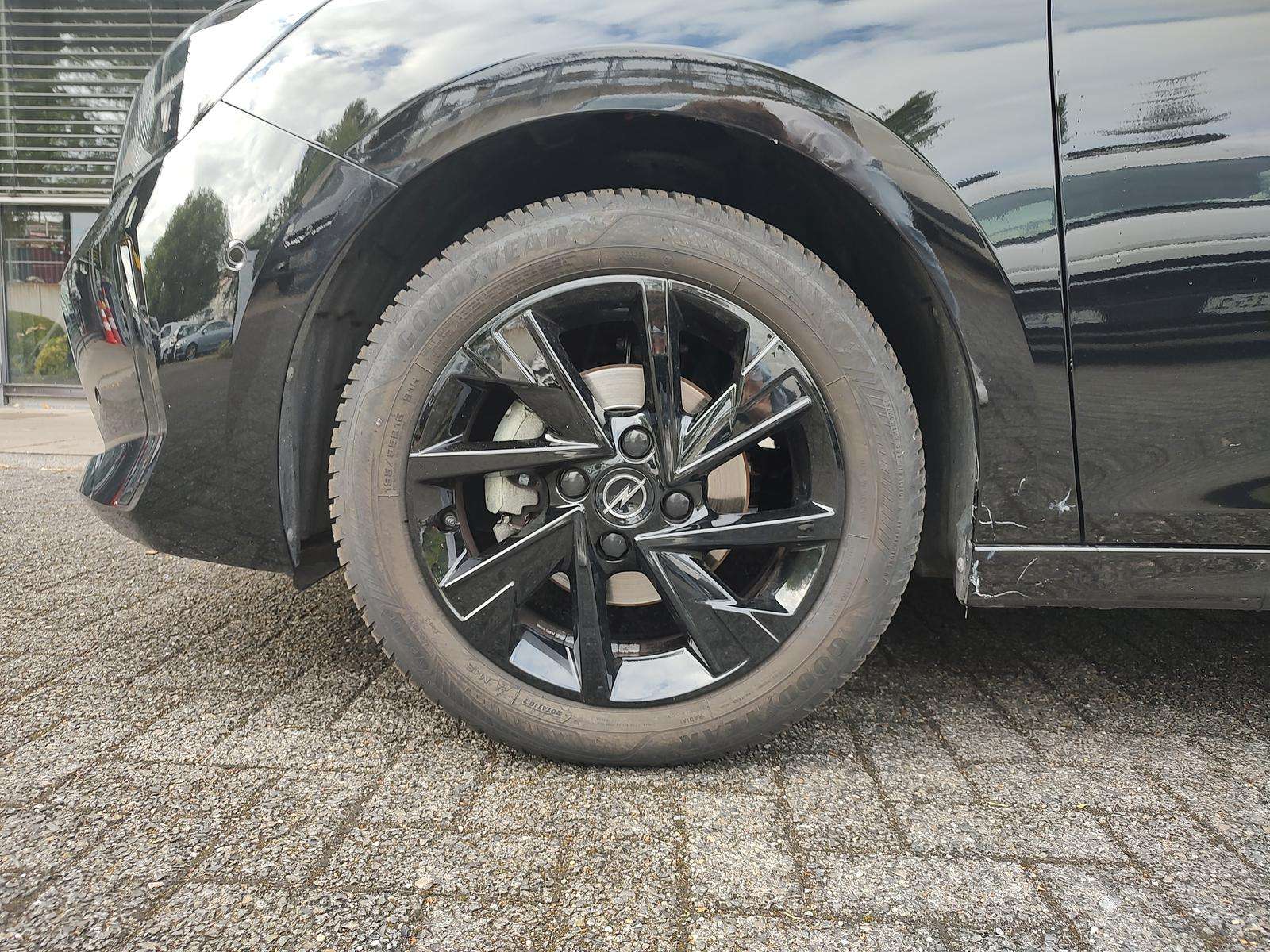 Fahrzeugbild eines Opel Corsa