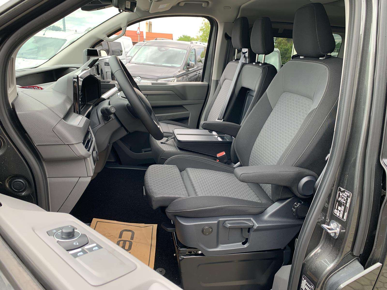 Fahrzeugbild eines Volkswagen Caravelle