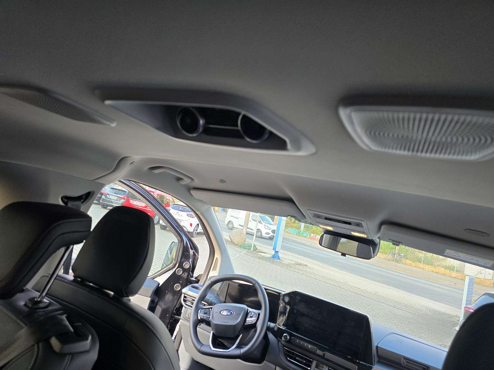 Fahrzeugbild eines Ford Tourneo Custom