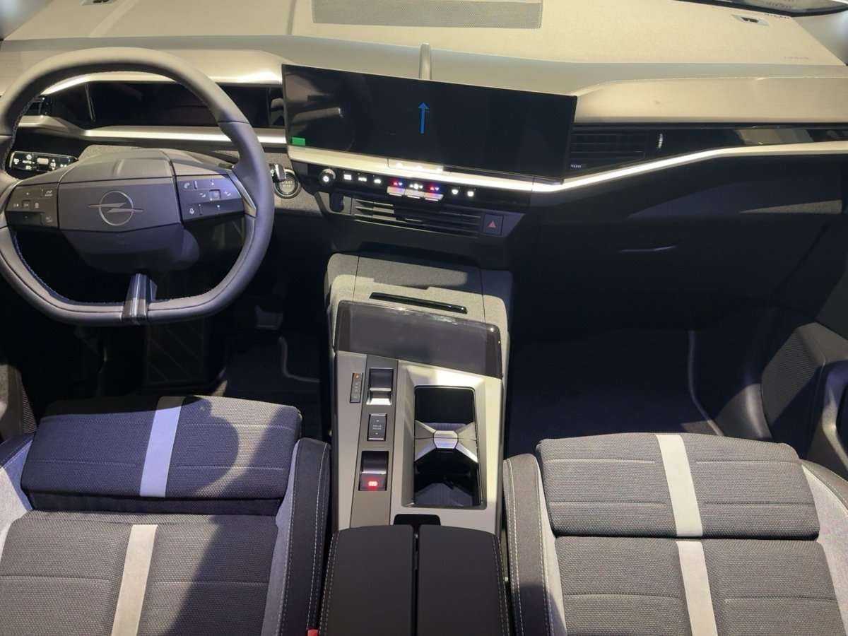 Fahrzeugbild eines Opel Grandland X