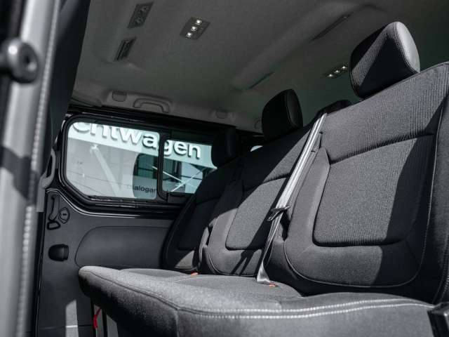 Fahrzeugbild eines Nissan Primastar