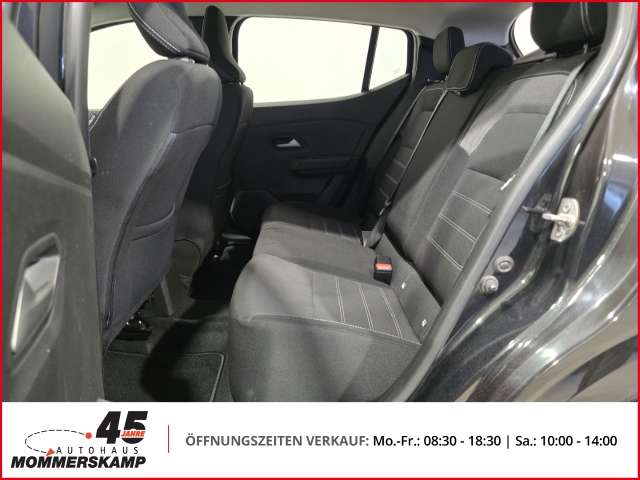 Fahrzeugbild eines Dacia Sandero