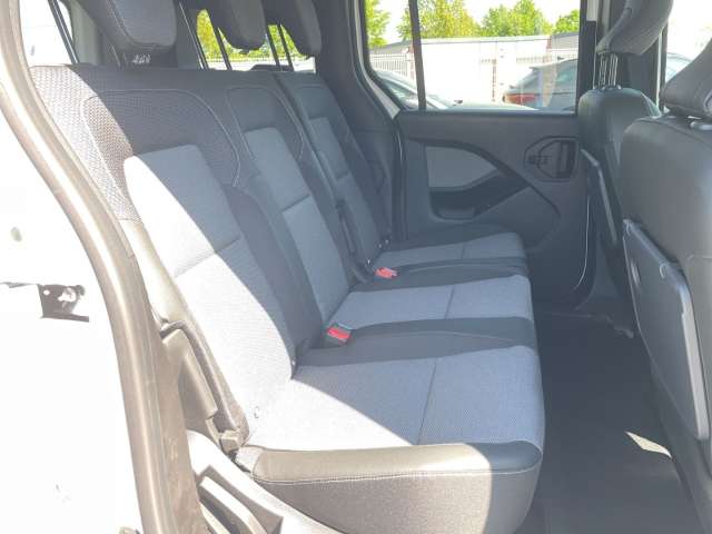 Fahrzeugbild eines Renault Kangoo E-TECH