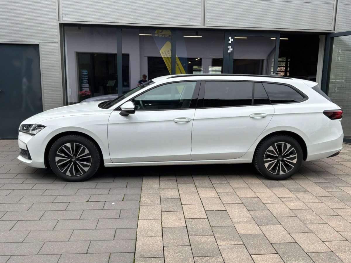 Fahrzeugbild eines Skoda Superb