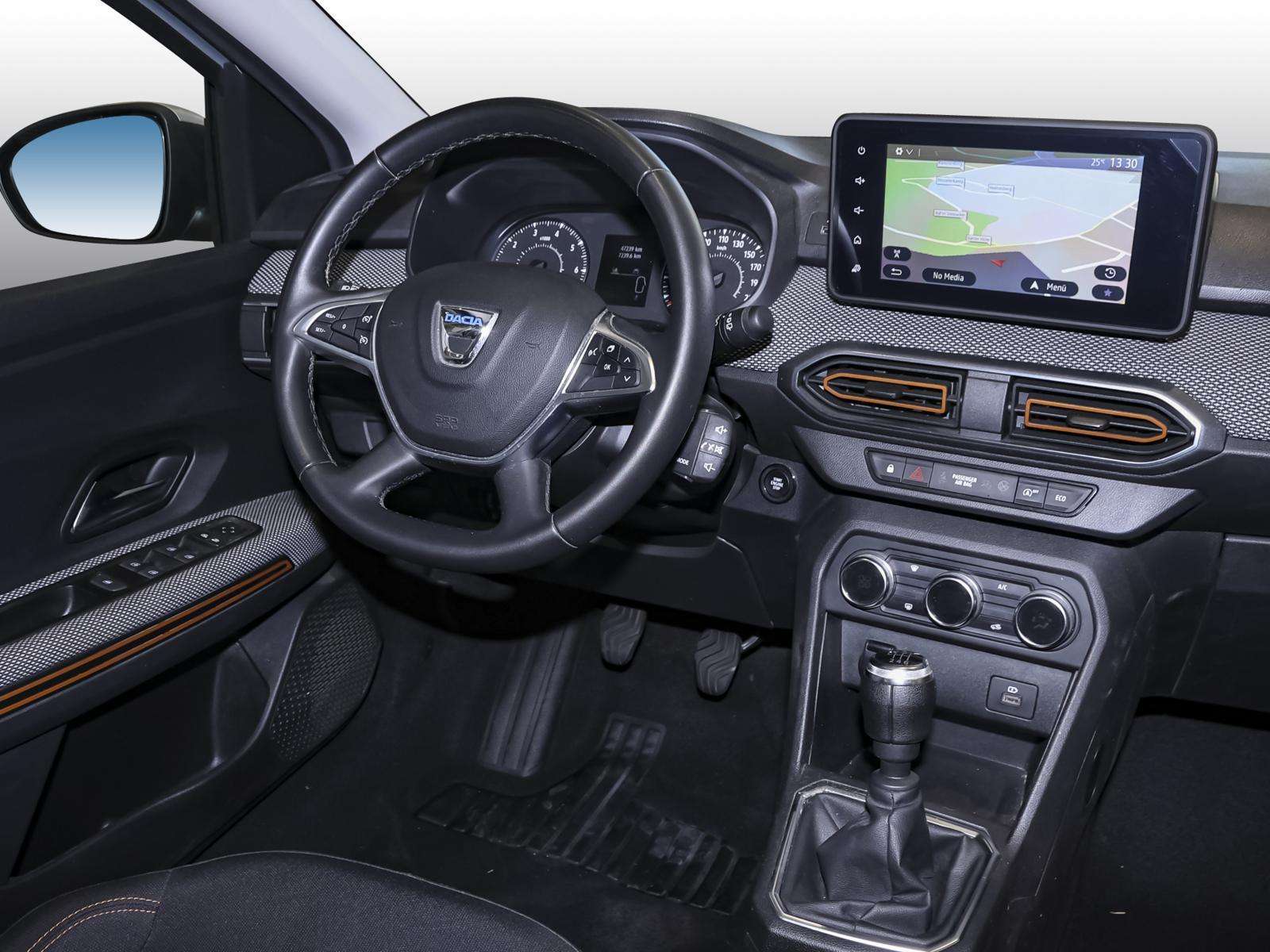 Fahrzeugbild eines Dacia Sandero
