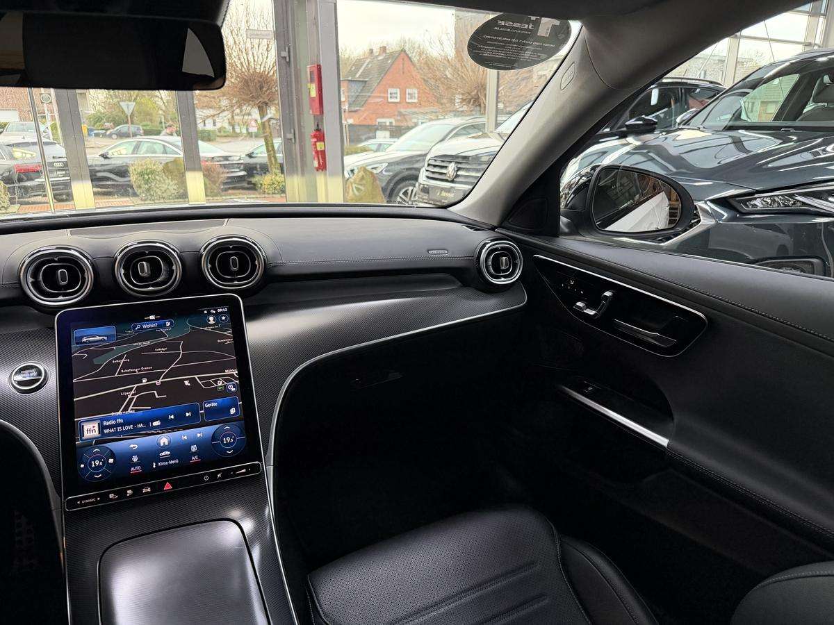 Fahrzeugbild eines Mercedes-Benz C-Klasse