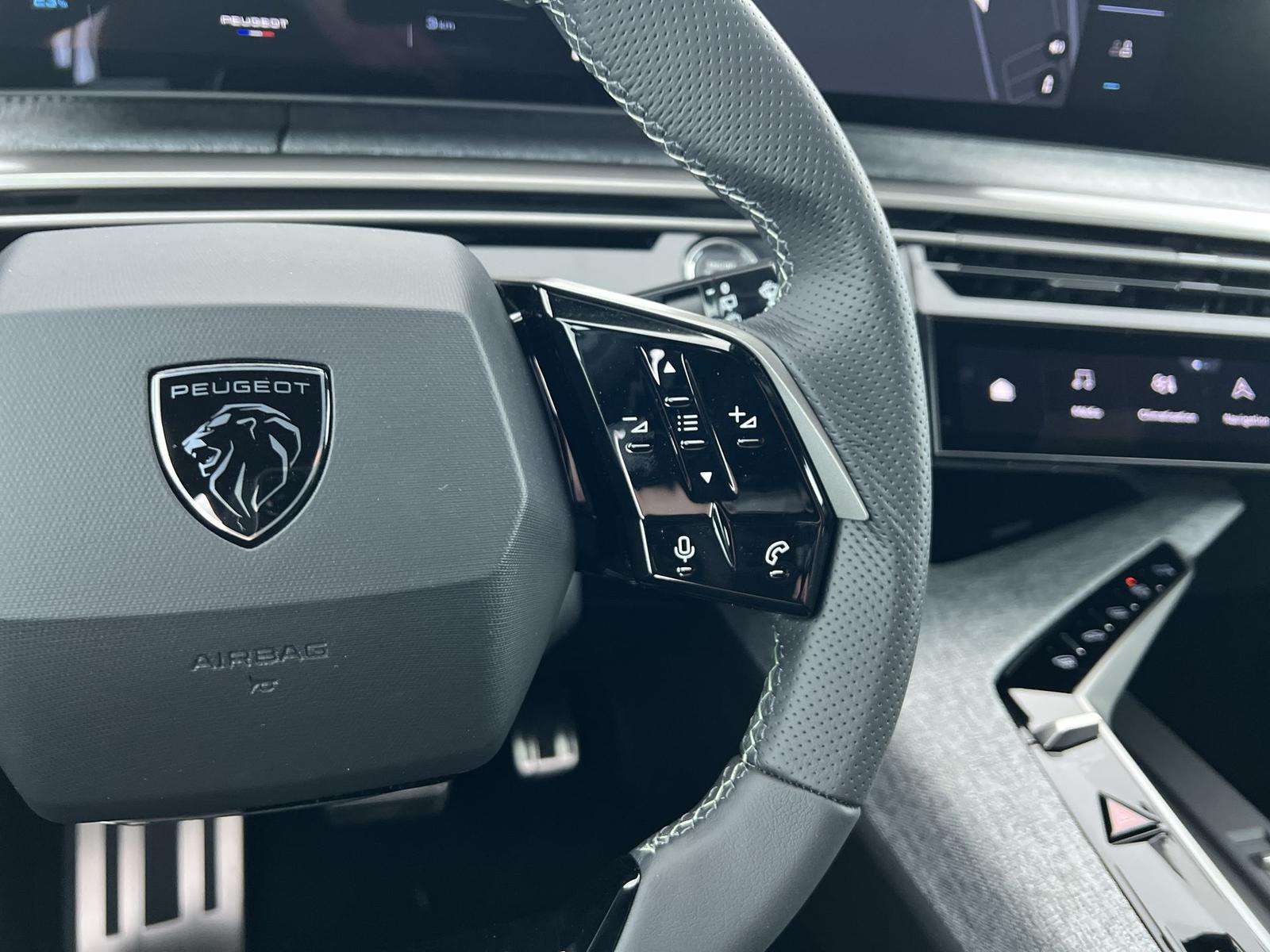 Fahrzeugbild eines Peugeot 5008