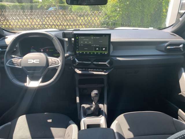 Fahrzeugbild eines Dacia Bigster