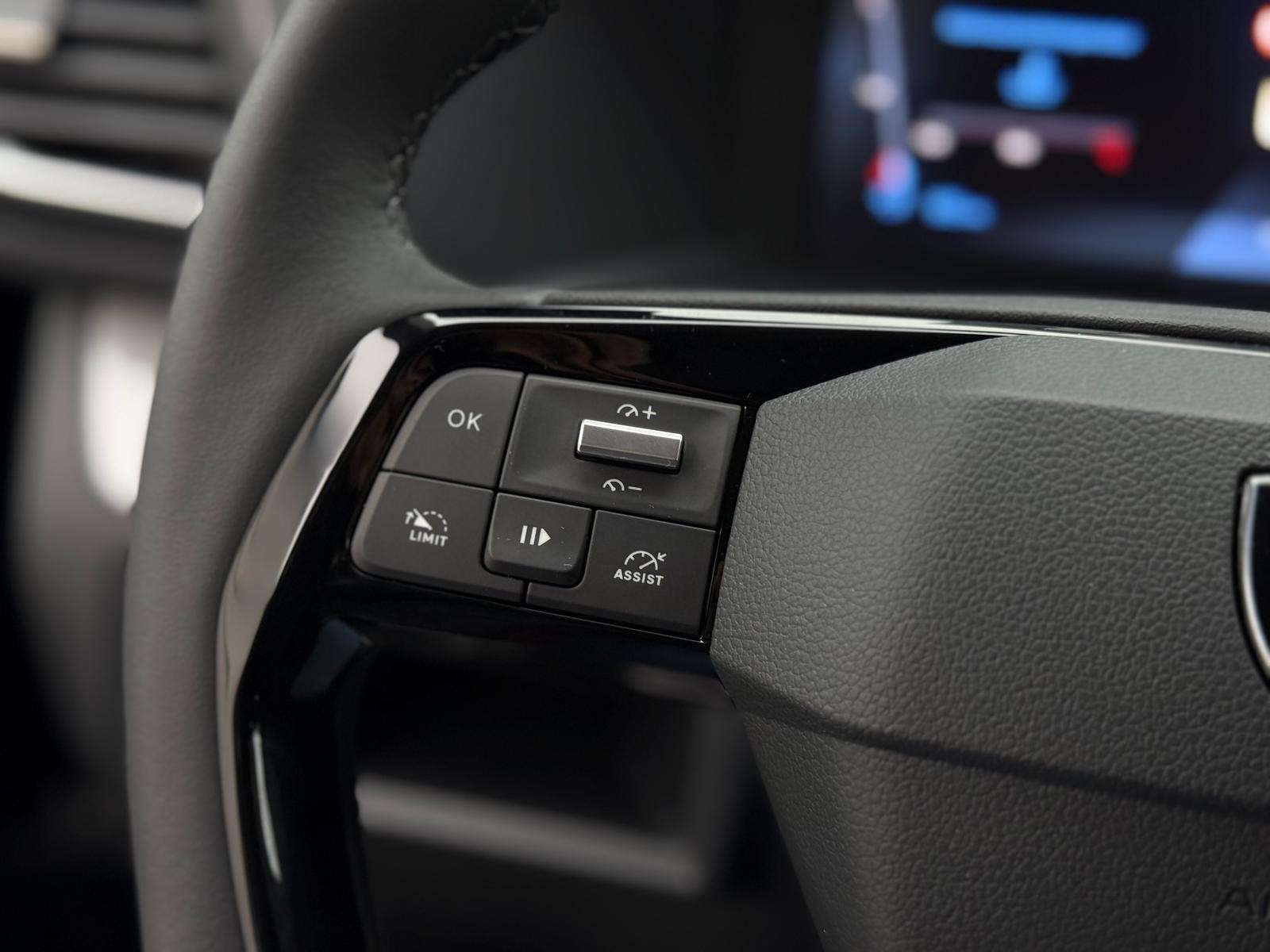 Fahrzeugbild eines Peugeot Traveller