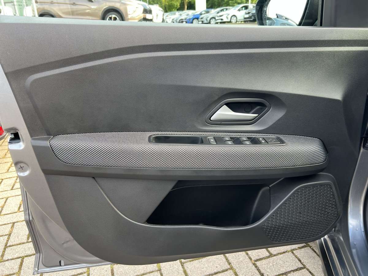 Fahrzeugbild eines Dacia Sandero