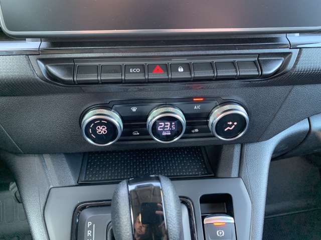 Fahrzeugbild eines Renault Kangoo E-TECH